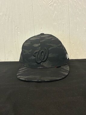 New Era 59FIFTY Washington Nationals MLB Black Camo Fitted Hat Size 7 3/8